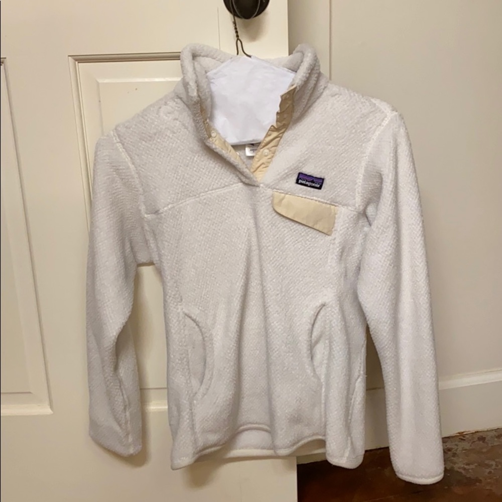 White Patagonia pullover